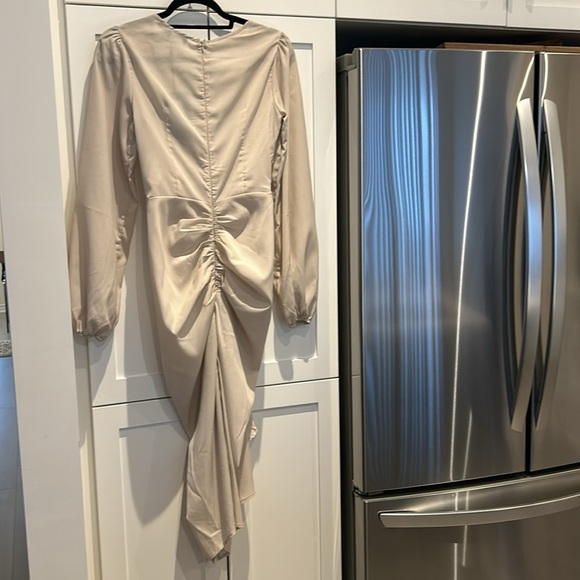 Pretty Little Thing Stone Underbust Detail Ruched Midi Dress Women Size 6 - Picture 8 of 17